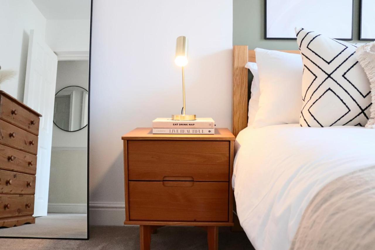 Japandi-inspired In The Heart Of Appartement