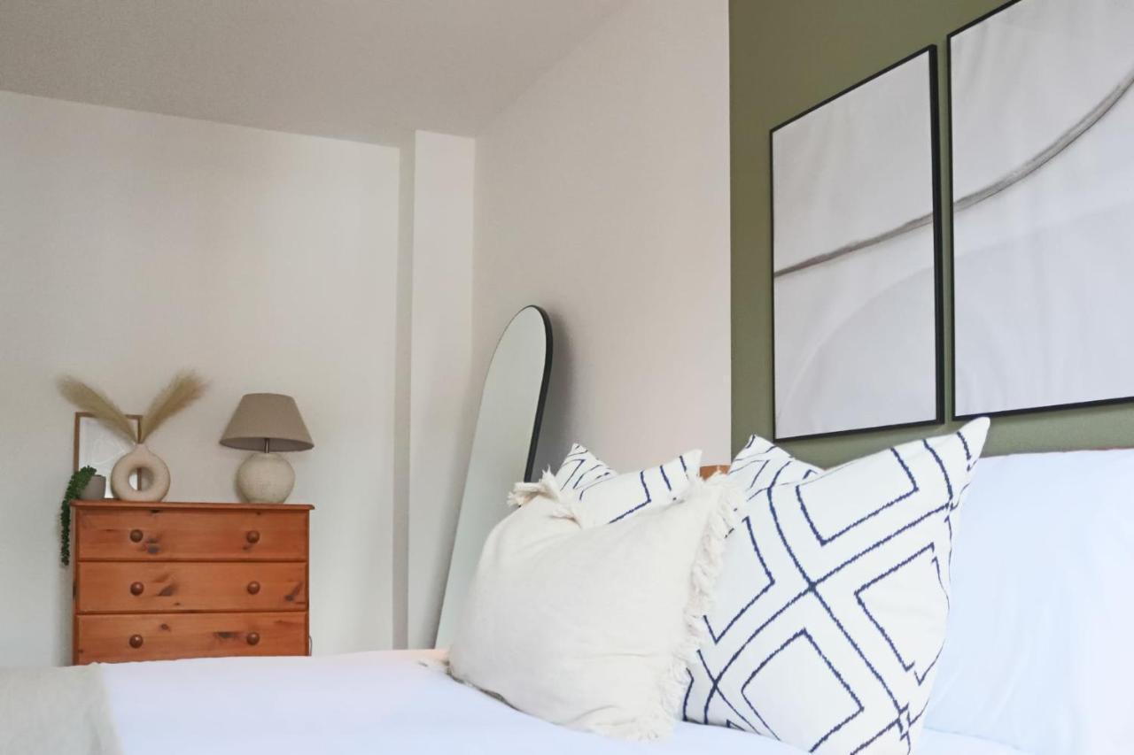 Japandi-inspired In The Heart Of Appartement *